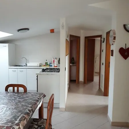 Mansarda Kira Apartamento